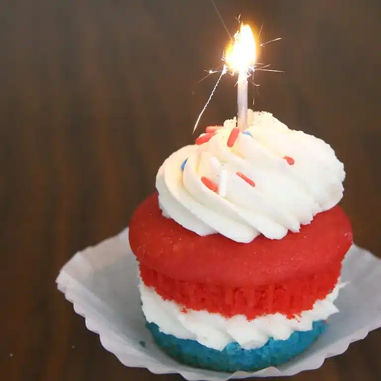 fourth of july sprinkle cupcakes
