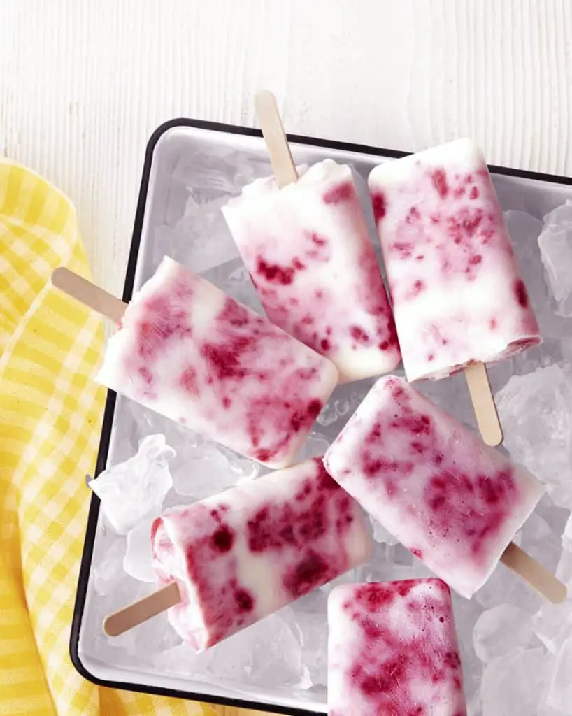 raspberry buttermilk ice pops