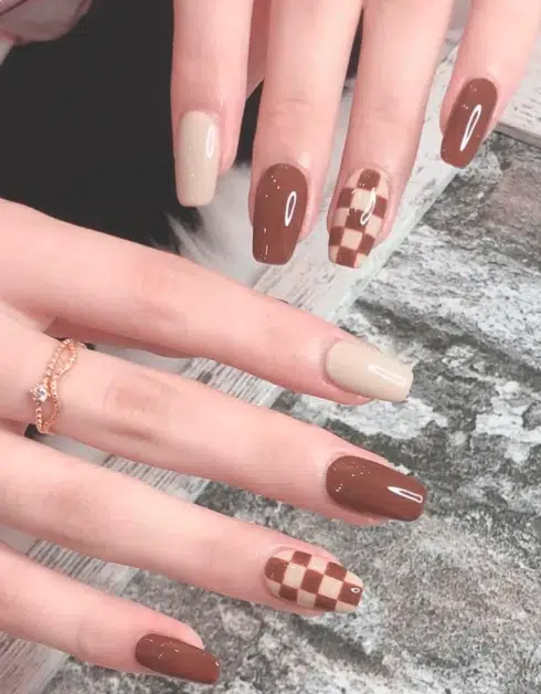brown and beige checkered nails