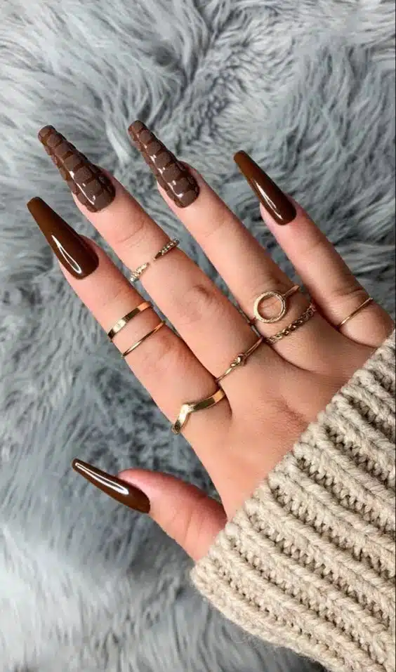dark brow glossy textured nails