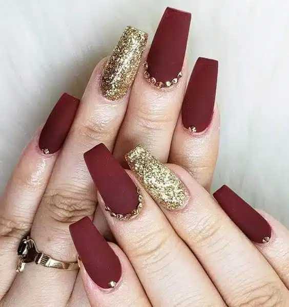 red and gold fall nails