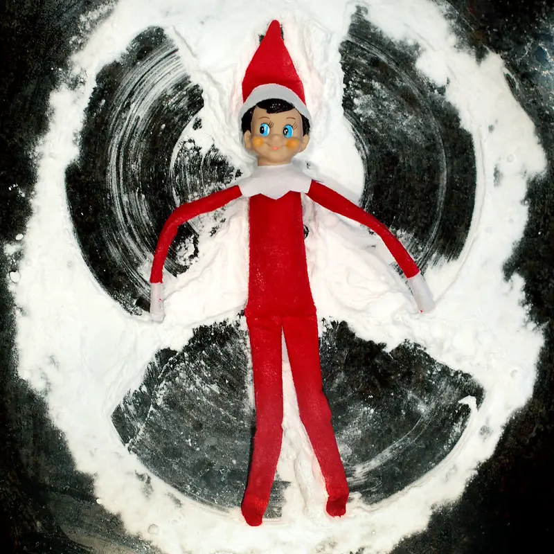 Elf Makes Snowangle