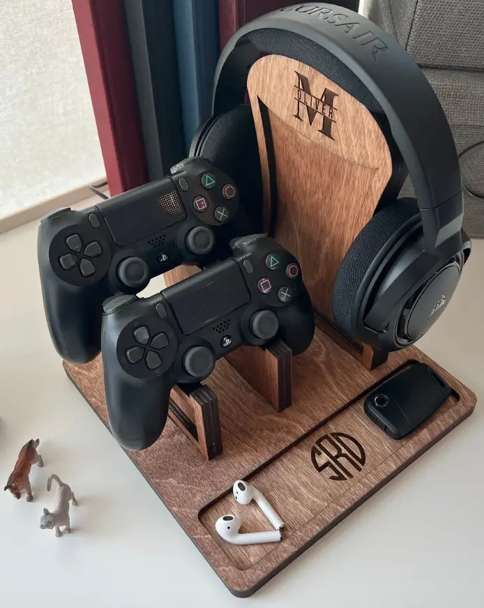 Personalized Gaming Dock