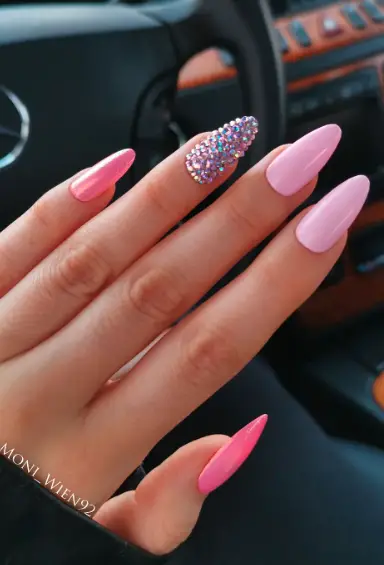Pink and Spakle nails