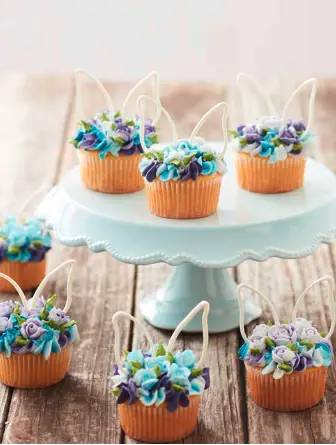 Blooming Bunny Cupcakes