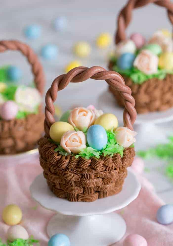 Chocolate Easter Basket Cupcakes