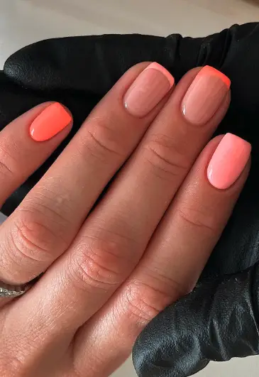 Minimal Peach Nails