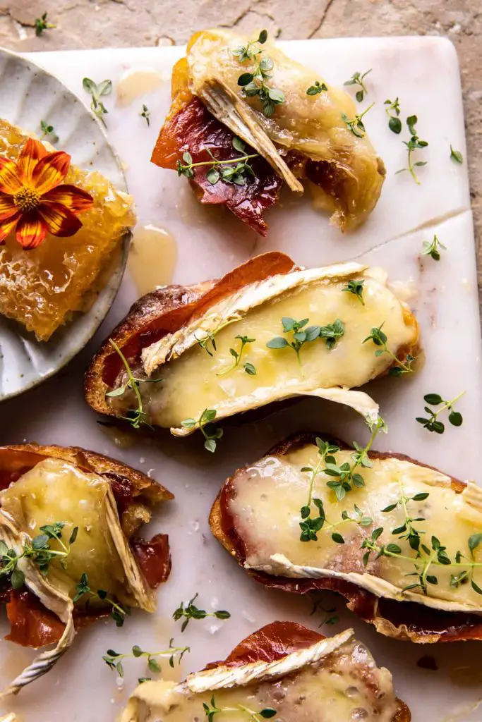 Baked Brie and Crostini Proscuitto